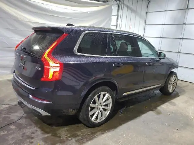 2017 VOLVO XC90 T6  