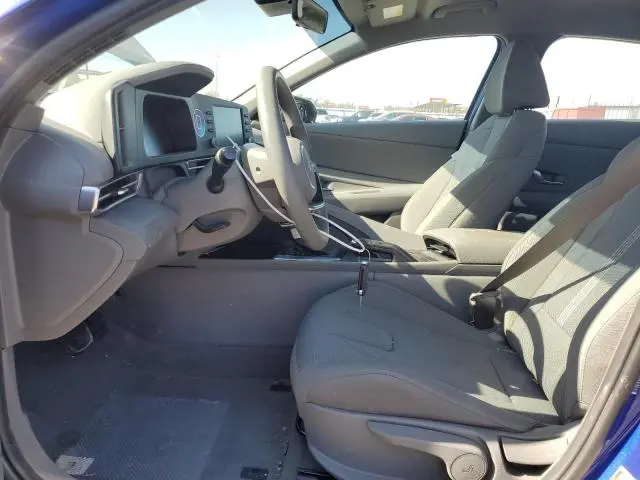 2024 HYUNDAI ELANTRA SE  