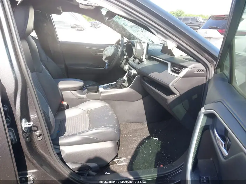 2021 TOYOTA RAV4 HYBRID XSE