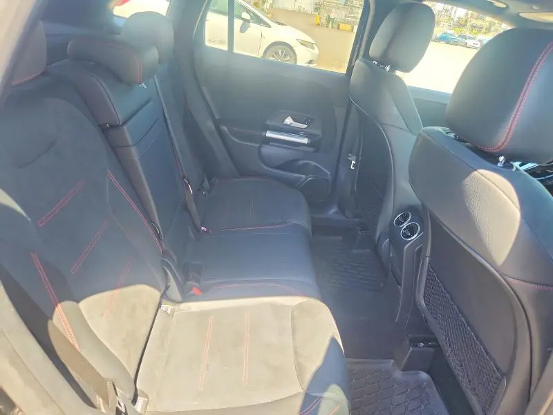 2023 MERCEDES-BENZ GLA 250 4MATIC  