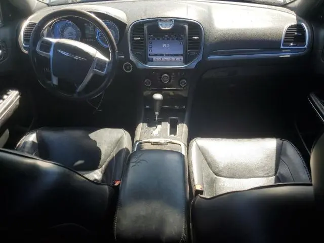 2011 CHRYSLER 300C   