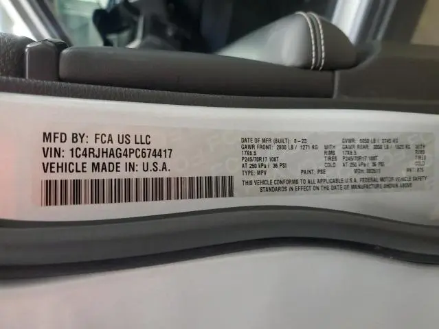 2023 JEEP GRAND CHEROKEE LAREDO  