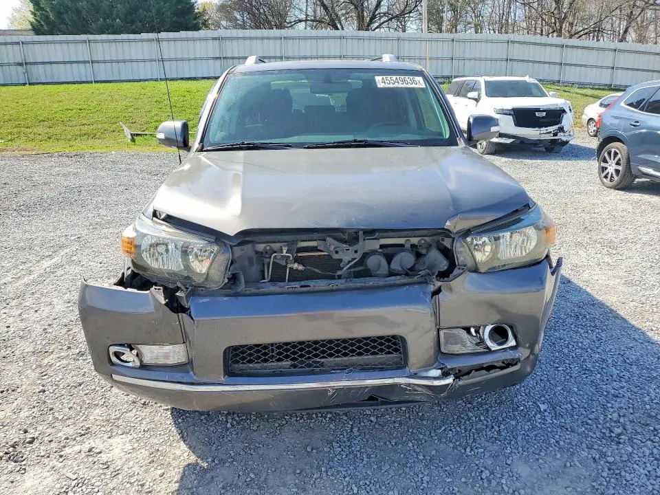 2012 TOYOTA 4RUNNER SR5  
