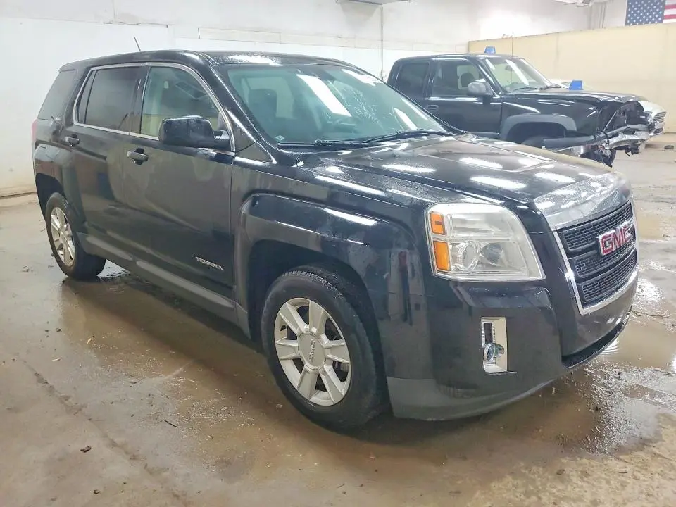2013 GMC TERRAIN SLE  