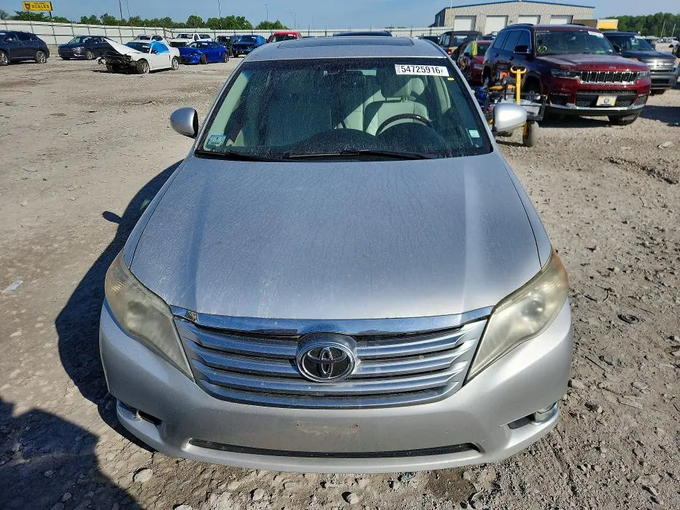 2011 TOYOTA AVALON LIMITED  
