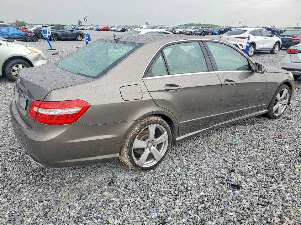 2010 MERCEDES-BENZ E 350  