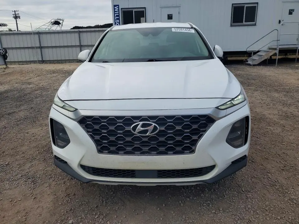 2020 HYUNDAI SANTA FE SE  