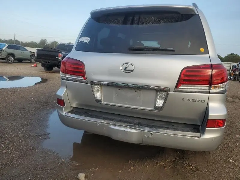 2013 LEXUS LX 570  
