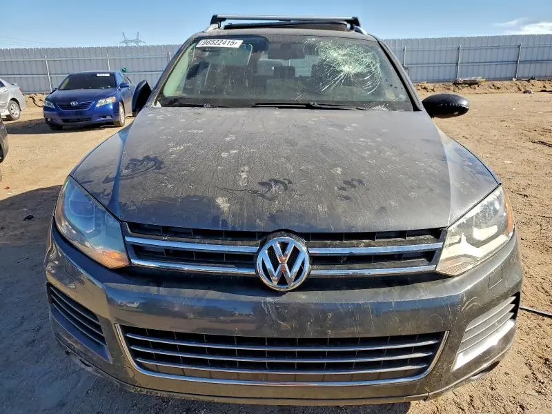 2013 VOLKSWAGEN TOUAREG V6 TDI  