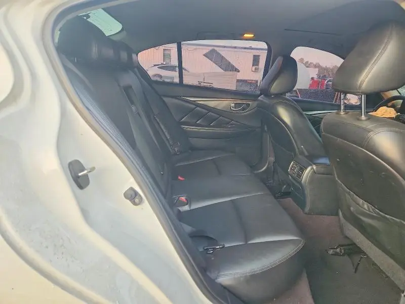 2015 INFINITI Q50 PREMIUM  