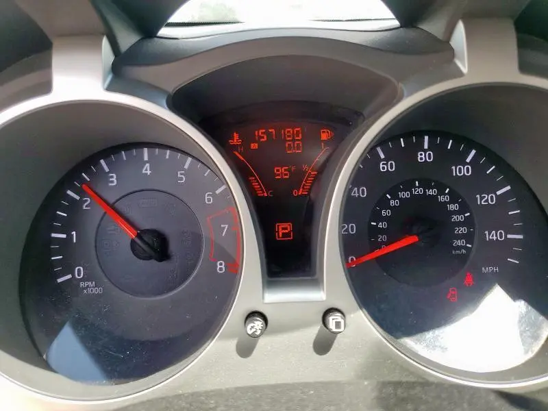 2013 NISSAN JUKE S  