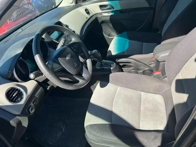 2015 CHEVROLET CRUZE LS  