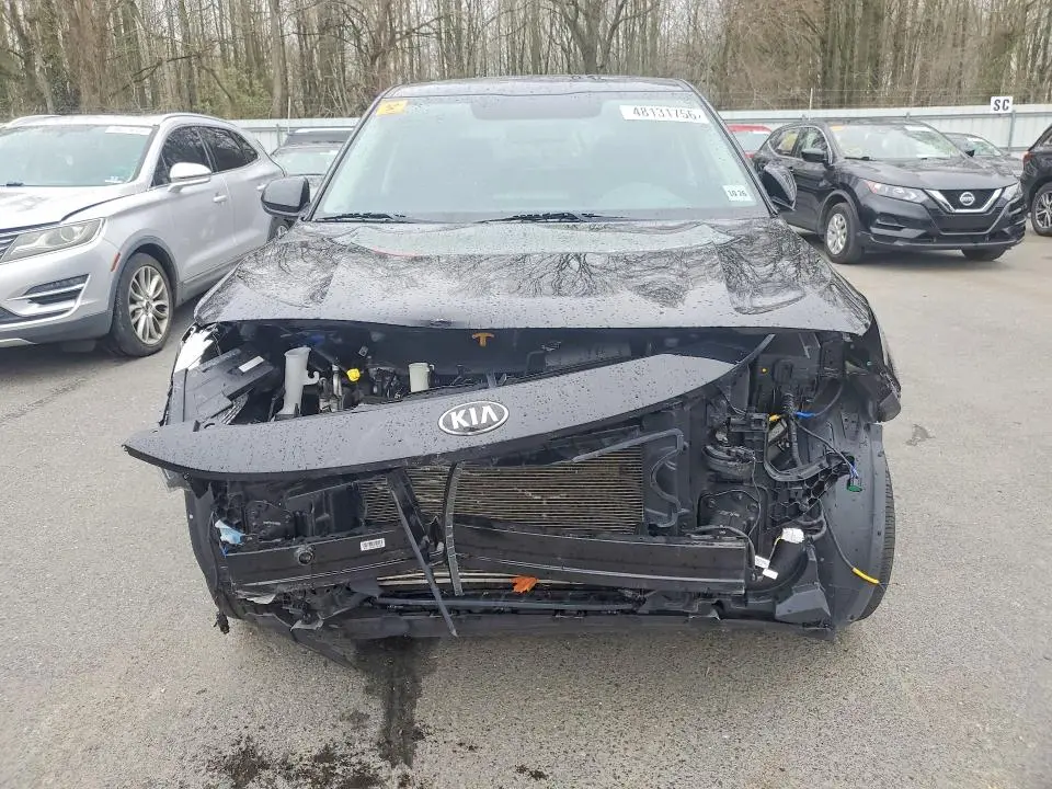 2021 KIA SELTOS LX  