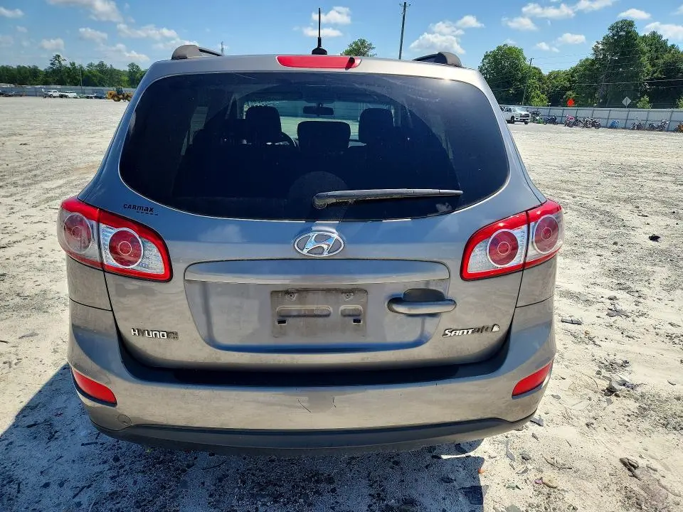2011 HYUNDAI SANTA FE GLS  