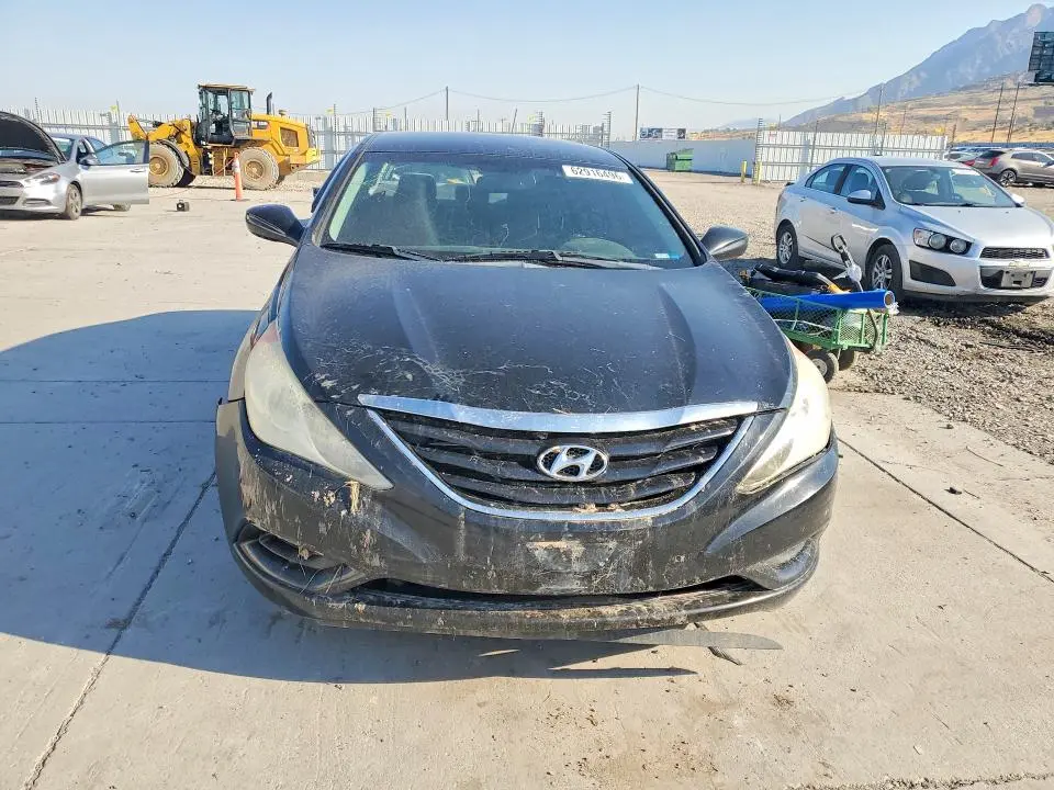 2011 HYUNDAI SONATA GLS  