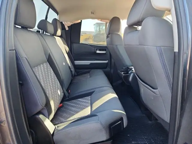 2018 TOYOTA TUNDRA DOUBLE CAB SR  