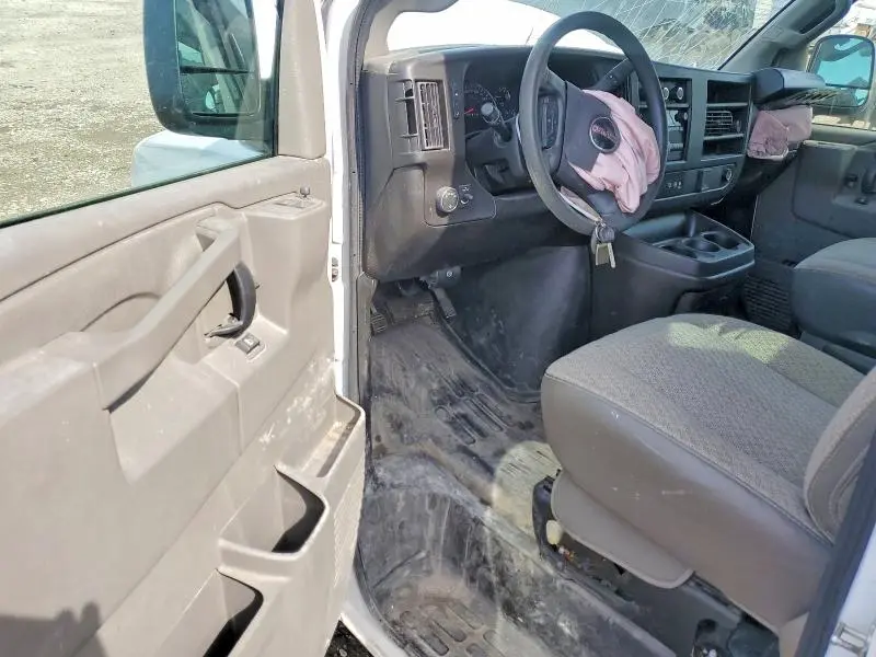 2024 GMC SAVANA G3500  