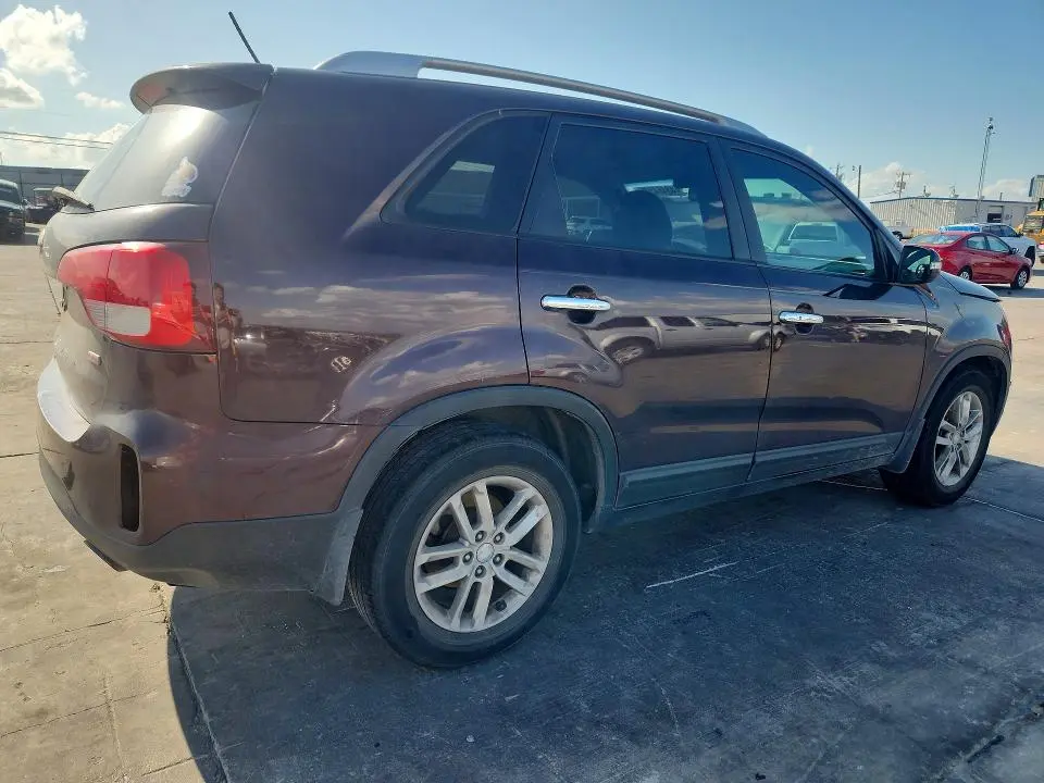 2014 KIA SORENTO LX  