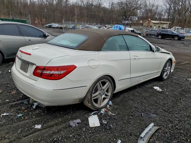 2011 MERCEDES-BENZ E 350  