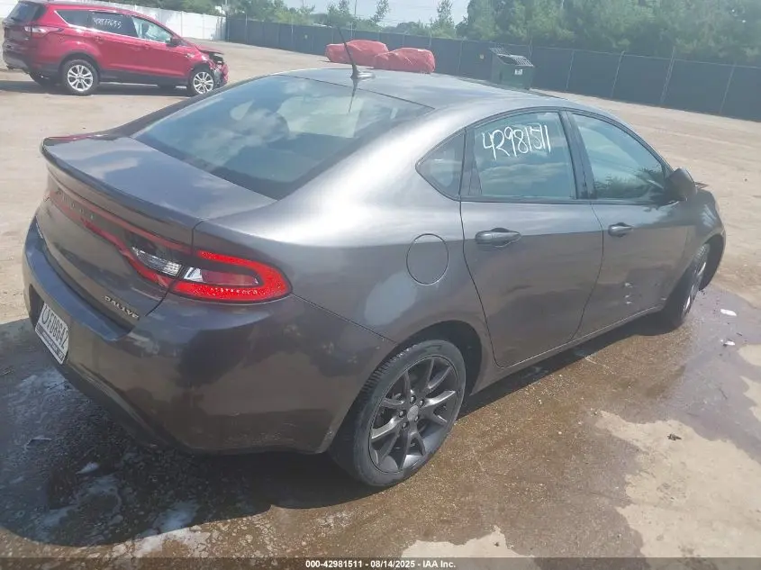 2015 DODGE DART SXT