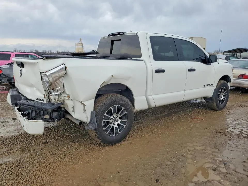 2021 NISSAN TITAN SV  