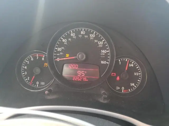 2012 VOLKSWAGEN BEETLE   