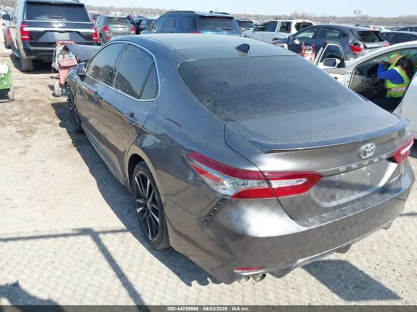 2018 TOYOTA CAMRY XSE V6