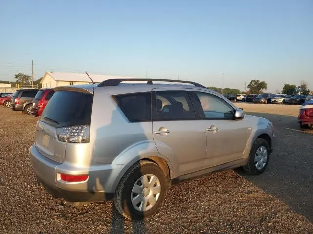 2011 MITSUBISHI OUTLANDER ES  