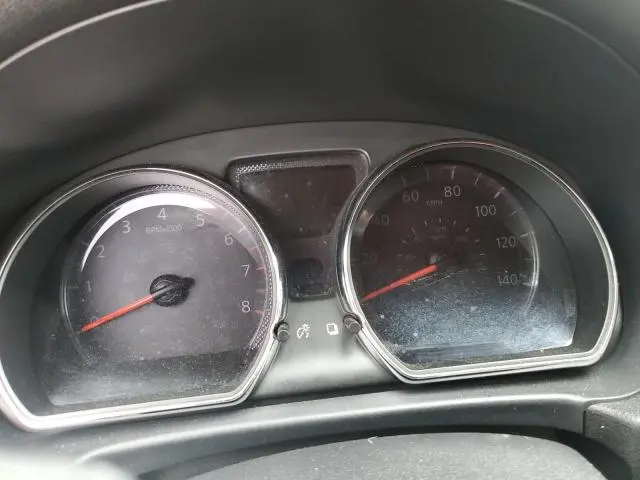 2015 NISSAN VERSA S  