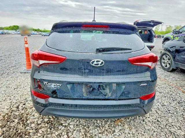 2017 HYUNDAI TUCSON SE  