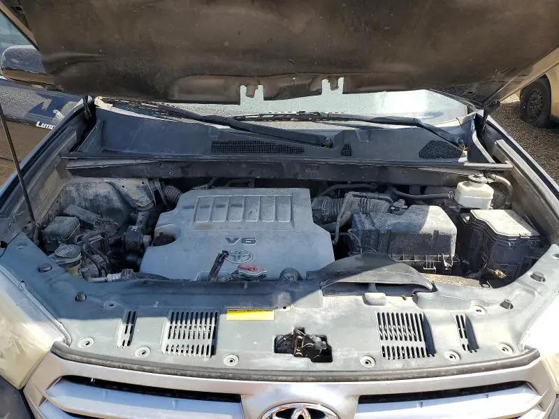 2013 TOYOTA HIGHLANDER LIMITED  