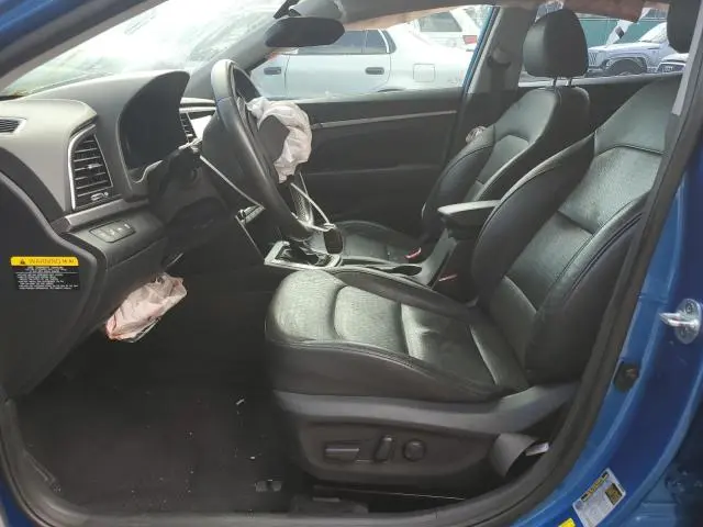 2017 HYUNDAI ELANTRA SE  