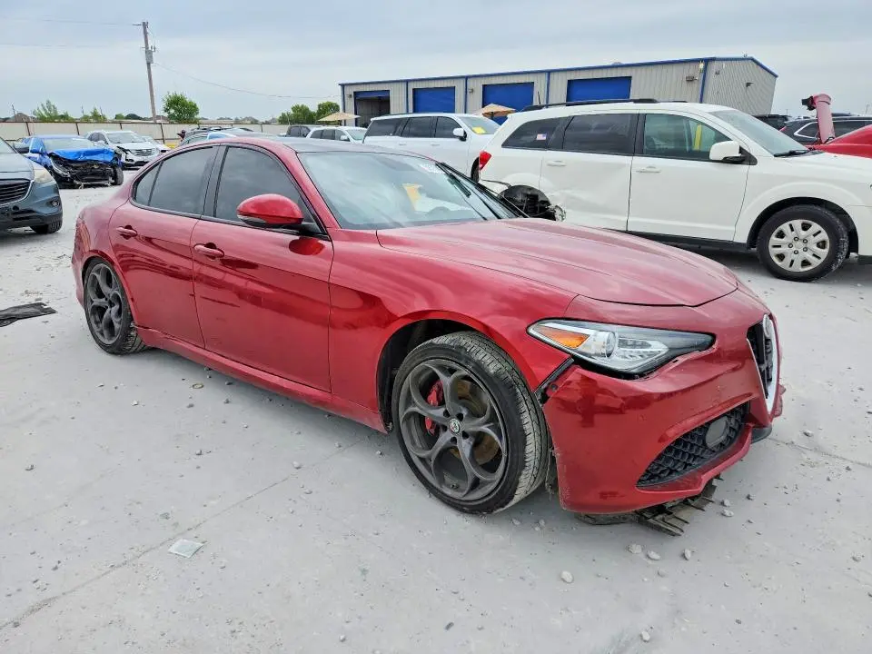 2017 ALFA ROMEO GIULIA TI  