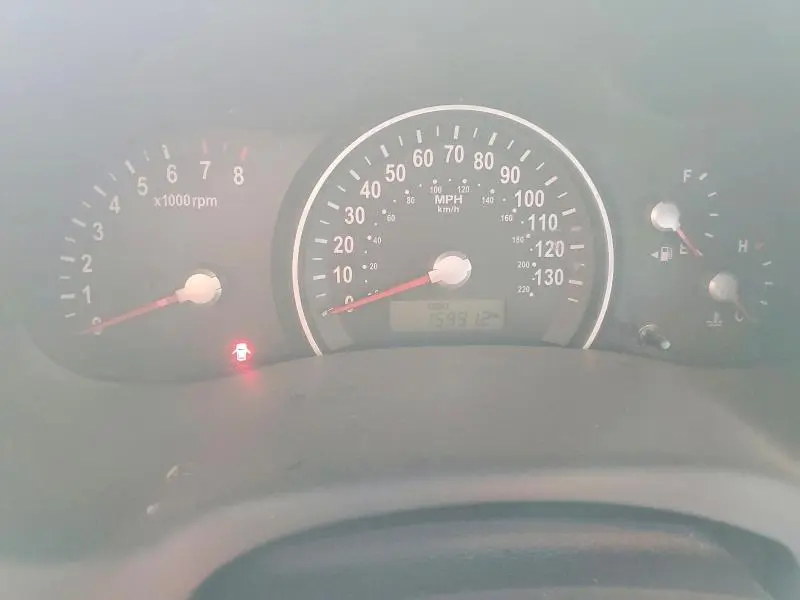 2010 KIA SEDONA LX  