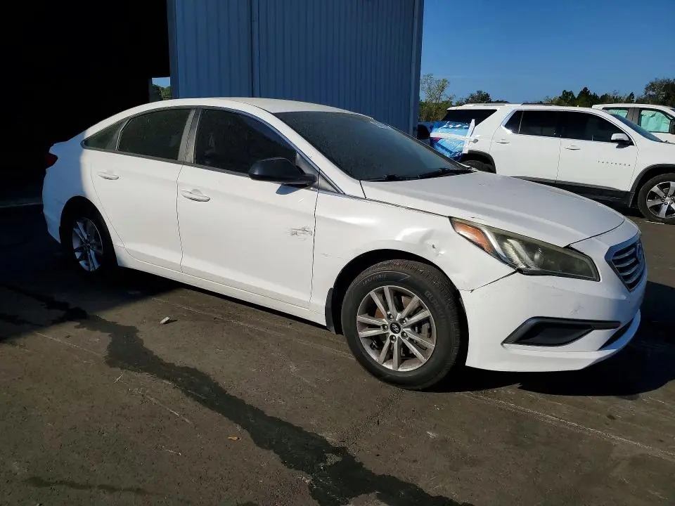 2016 HYUNDAI SONATA SE  