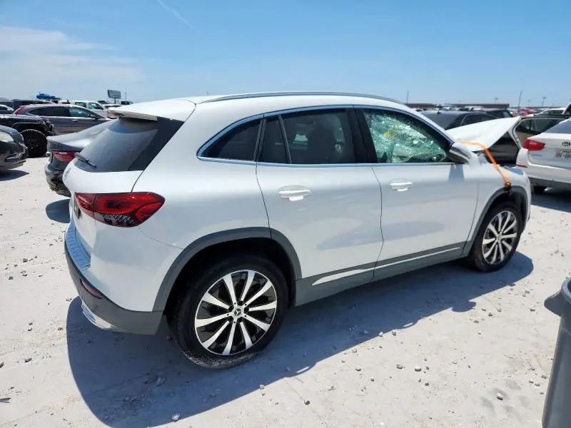 2021 MERCEDES-BENZ GLA 250  