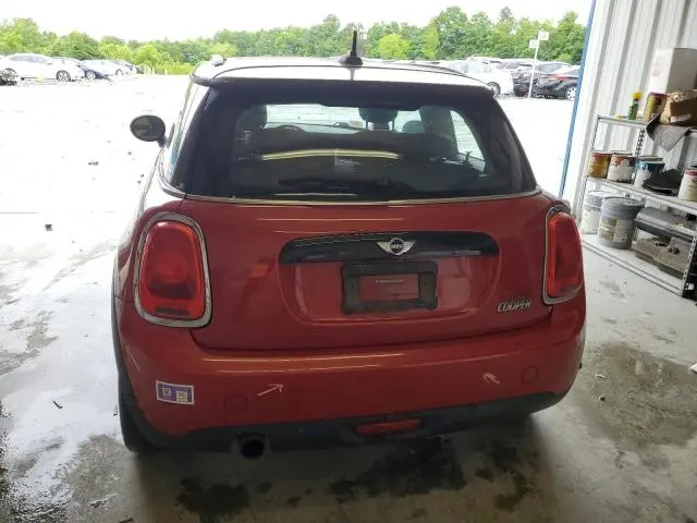 2017 MINI COOPER   
