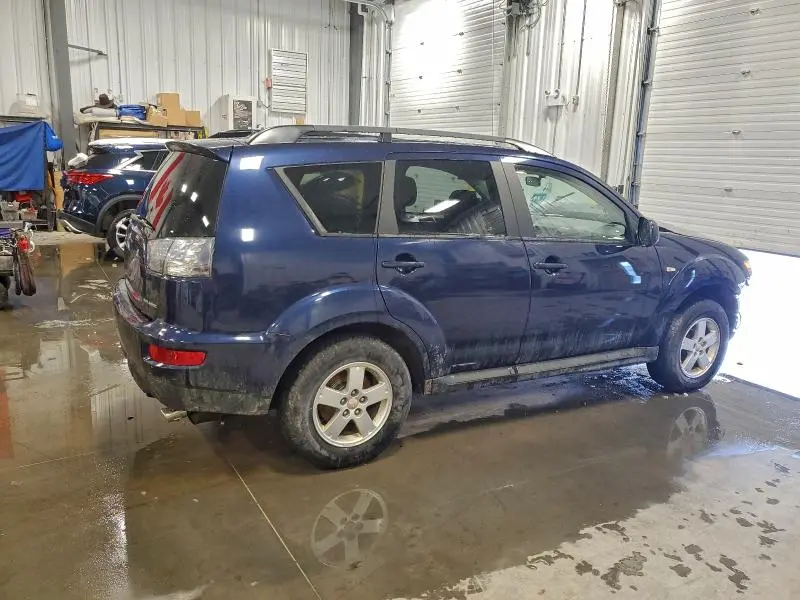 2013 MITSUBISHI OUTLANDER ES  