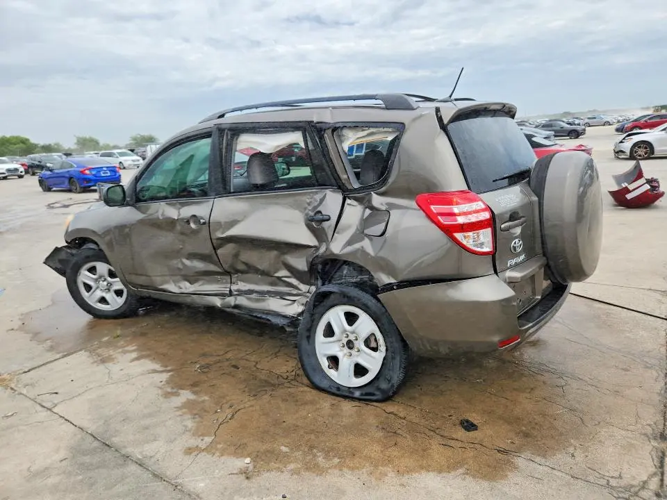 2011 TOYOTA RAV4 BASE  