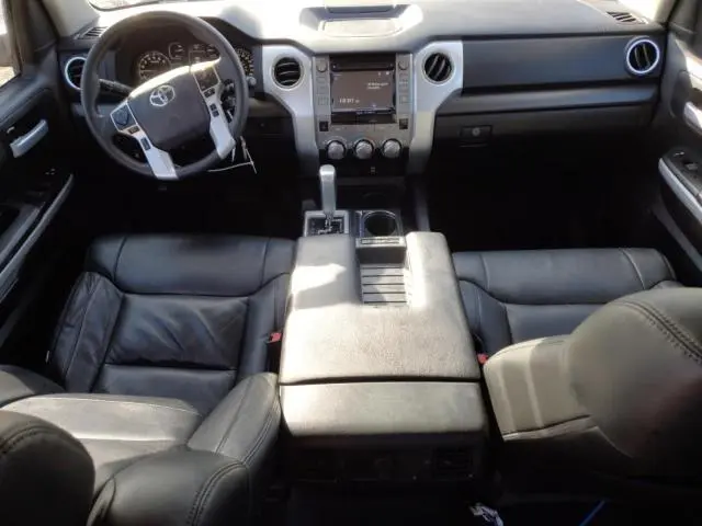 2019 TOYOTA TUNDRA CREWMAX SR5  