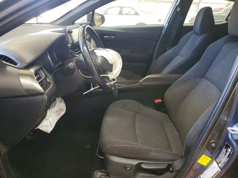 2018 TOYOTA C-HR XLE PREMIUM  