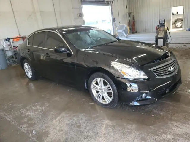 2013 INFINITI G37   