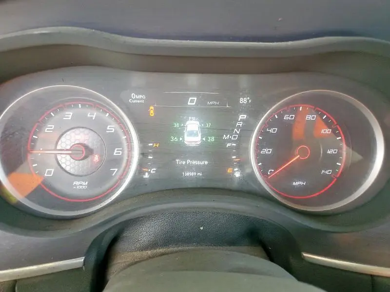 2017 DODGE CHARGER SE  