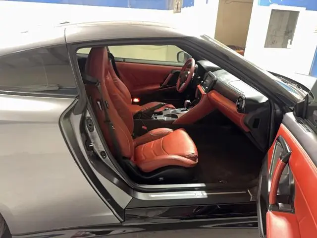 2024 NISSAN GT-R PREMIUM  