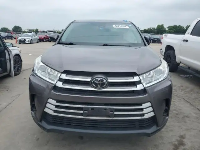 2019 TOYOTA HIGHLANDER LE  