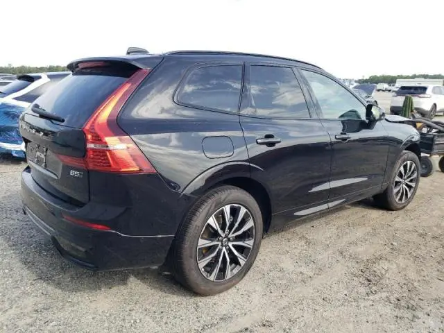 2025 VOLVO XC60 PLUS  