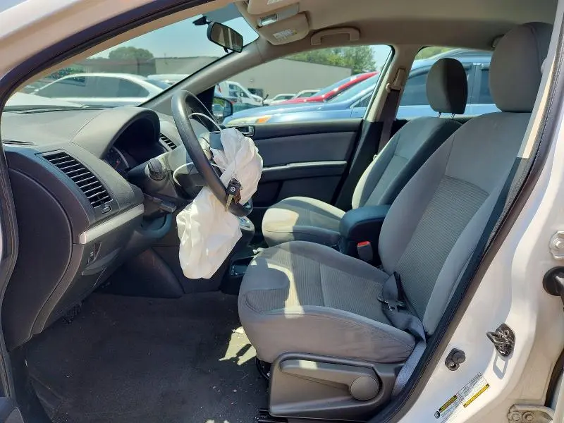 2011 NISSAN SENTRA 2.0  