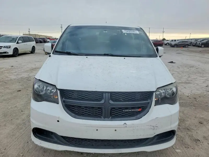 2017 DODGE GRAND CARAVAN SE  