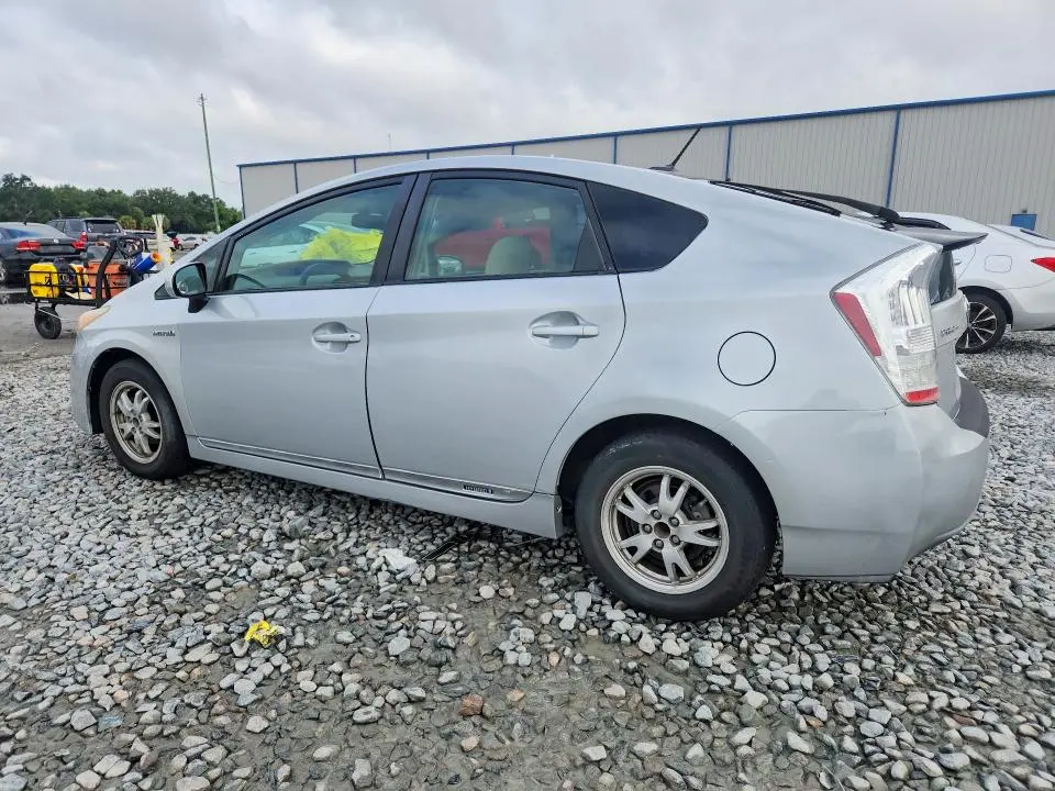 2011 TOYOTA PRIUS TWO  