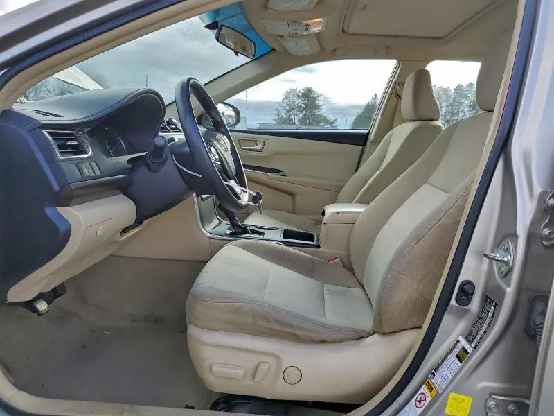 2016 TOYOTA CAMRY LE  